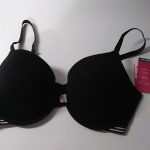 New with tags Xhilaration Bra size 36C , black